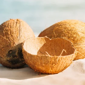 Sáu Nho - Gáo dừa